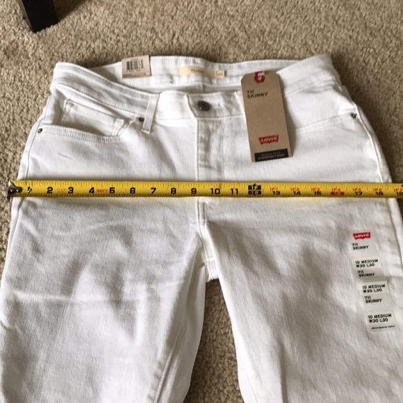 🔴Levi’s🔴 W30L30 711 Skinny mid rise slim through Hip and Thigh - Picture 12 of 17